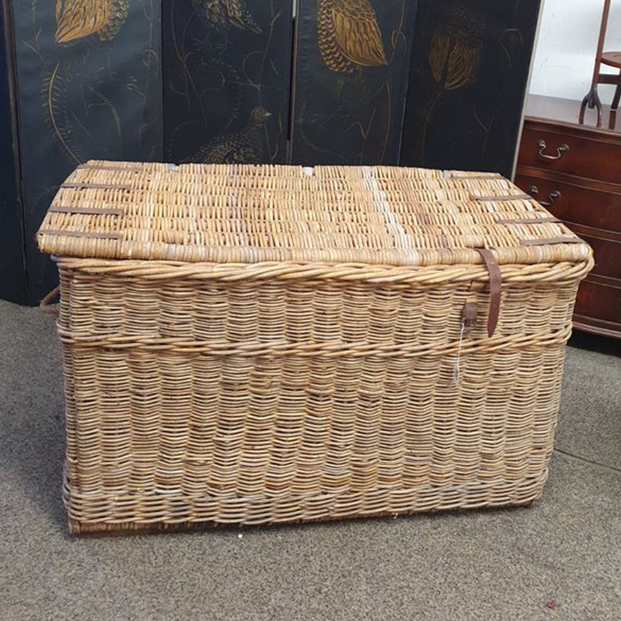 Large antique Edwardian wicker basket